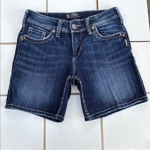 Y2K Silver Jeans Suki Mid Short Size 29 Dark Blue Wash Shorts Jean Denim